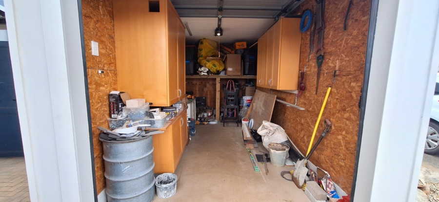 3 Bedroom Property for Sale in Albertinia Western Cape